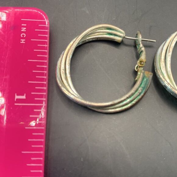 Twisted Silver Hoops - Picture 4 of 5